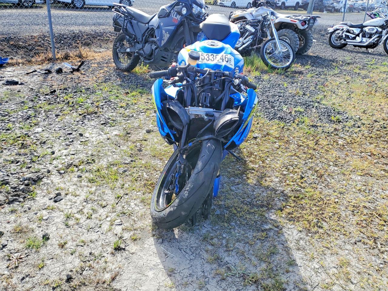 2015 Suzuki GSX-R1000