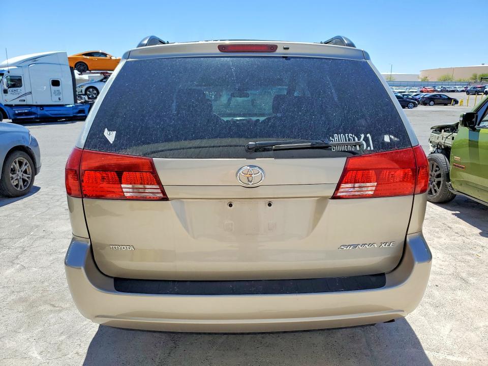 2005 Toyota Sienna xle 7 Passenger