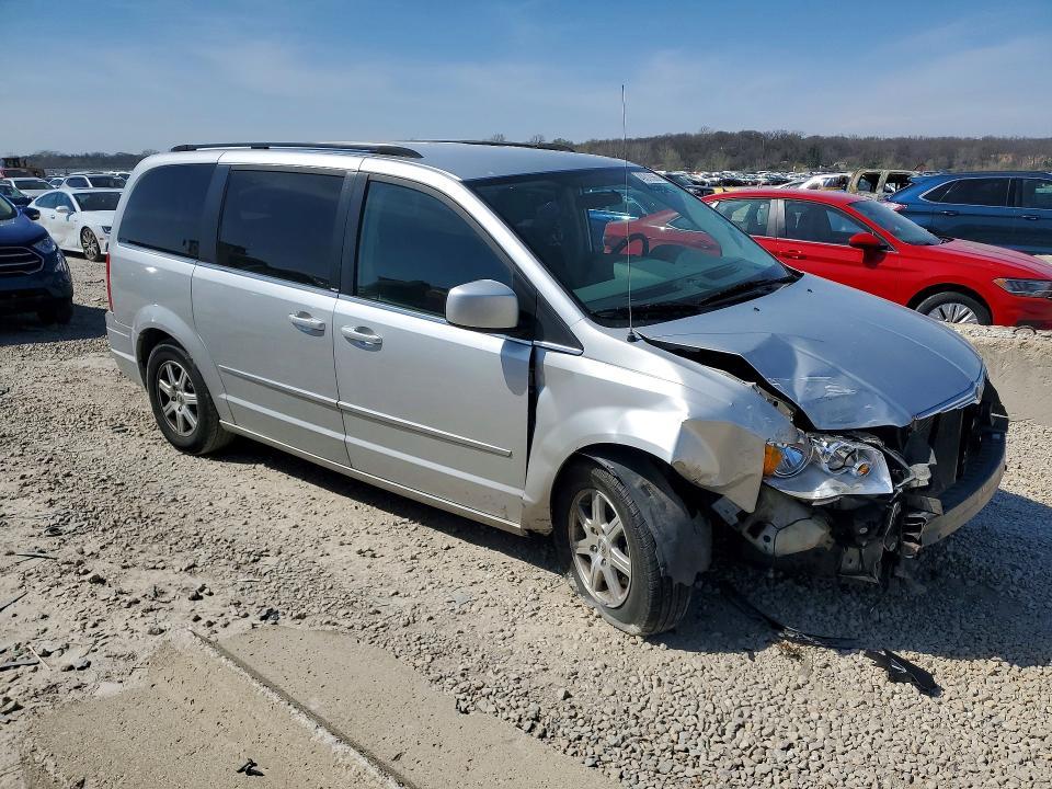 2010 Chrysler Town & Country Touring