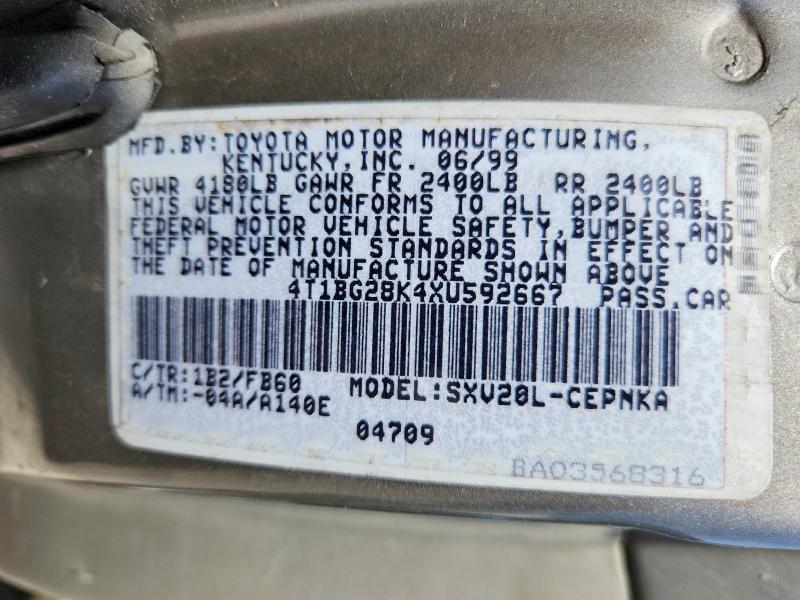 1999 Toyota Camry le