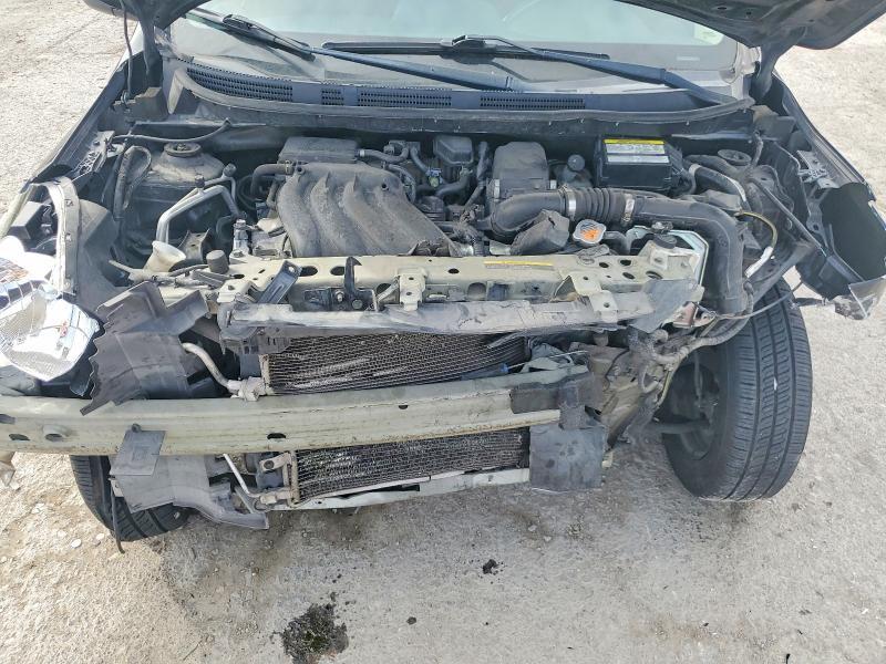 2013 Nissan Versa 1.6 s