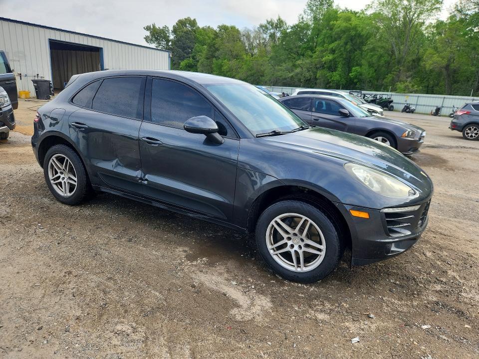 2017 Porsche Macan