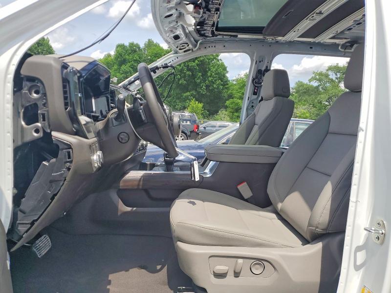 2026 GMC Sierra C1500 SLT