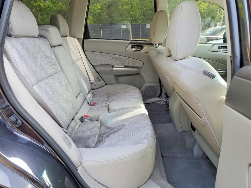 2010 Subaru Forester 2.5x Premium