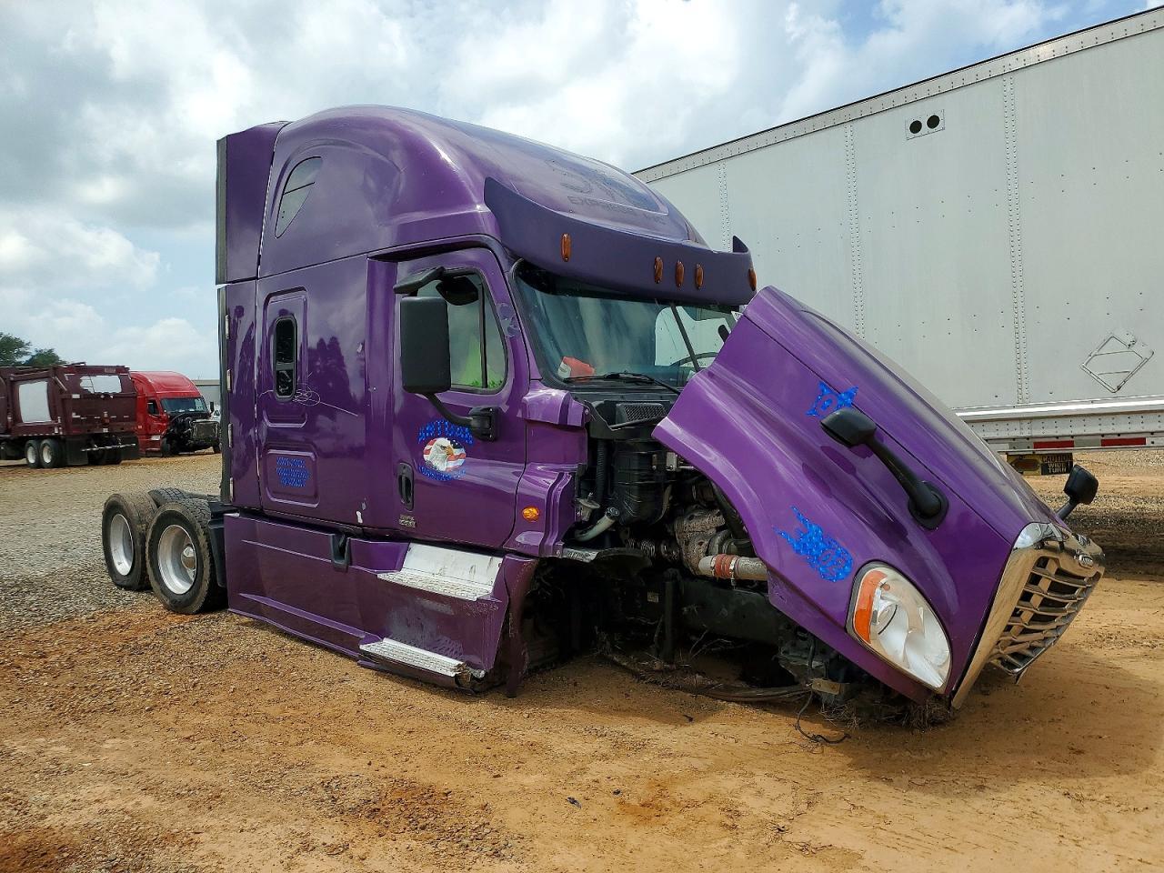 2017 Freigliner 2017 Freightliner Cascadia 125 Semi Truck