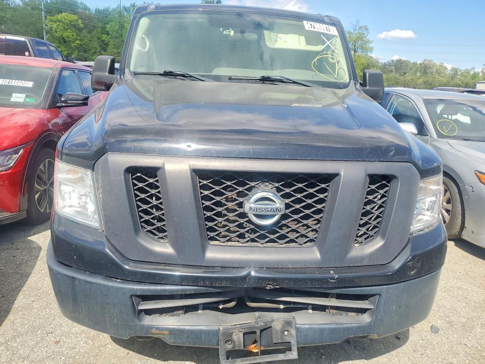 2016 Nissan Nv 2500 hd sv