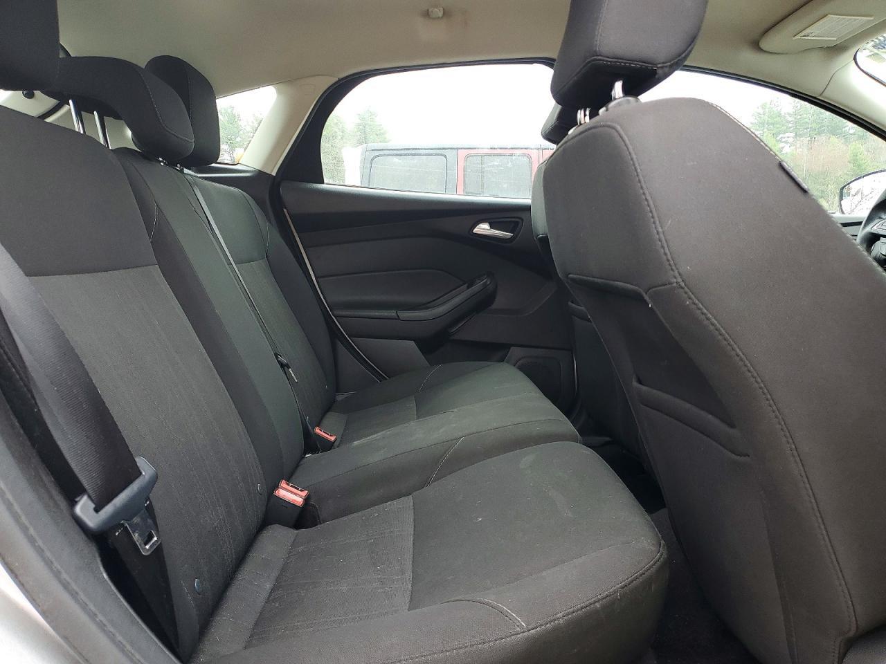 2017 Ford Focus se