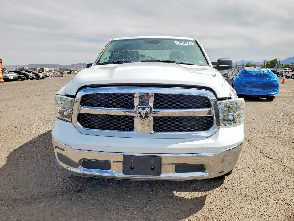 2024 Dodge Ram 1500 Classic slt