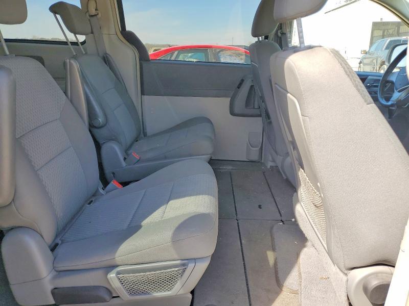 2010 Chrysler Town & Country Touring