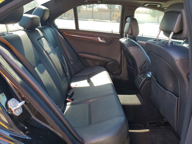 2011 Mercedes-Benz C300
