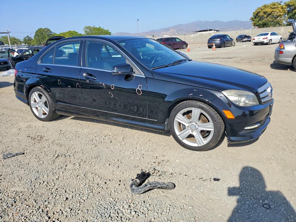 2011 Mercedes-Benz C300