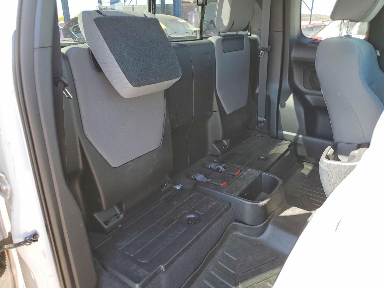 2019 Toyota Tacoma SR V6