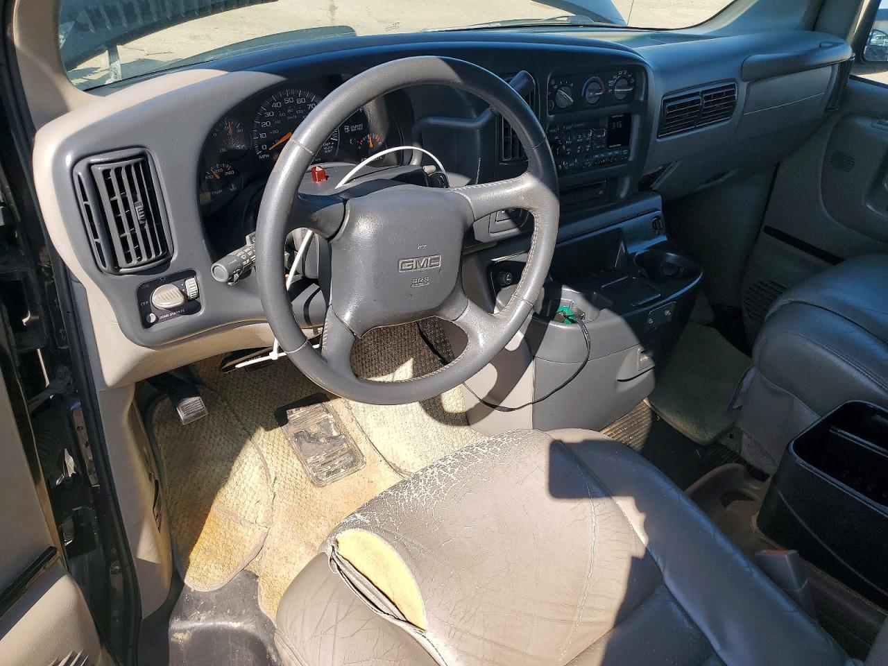 2000 GMC Savana RV G2500