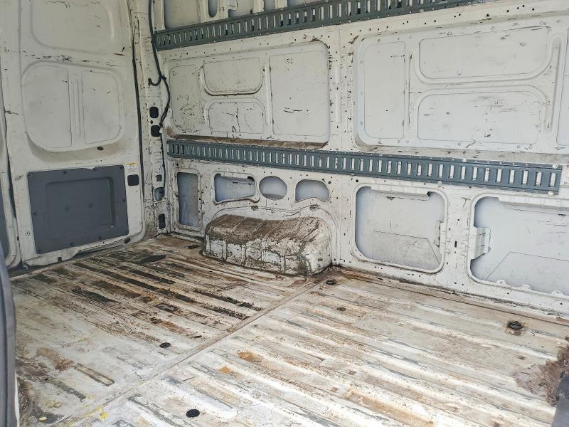 2012 Niss AN NV 1500 Delivery Van