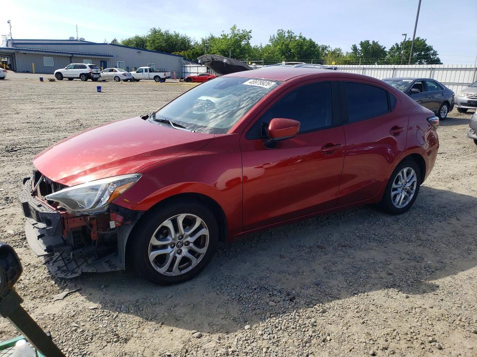2017 Toyota Yaris ia Base