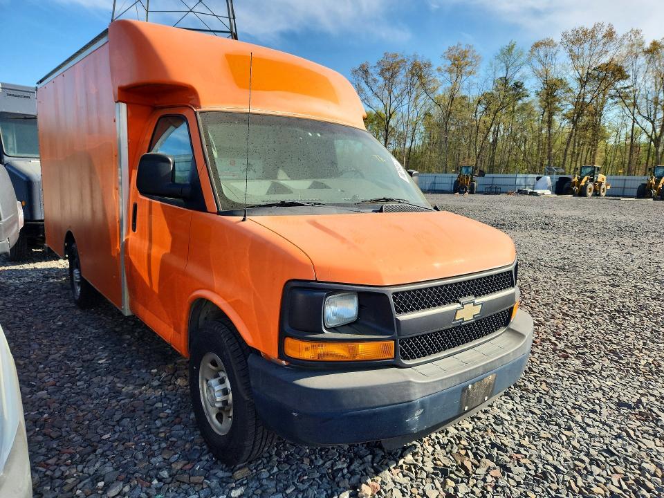 2015 Chev Express G3500