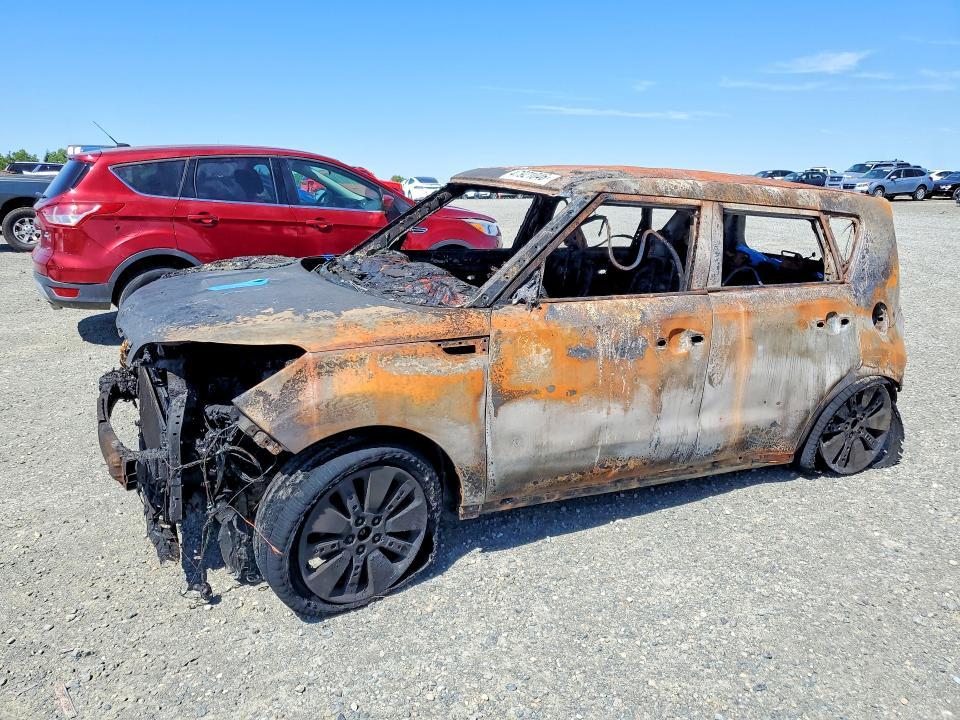 2016 KIA Soul +