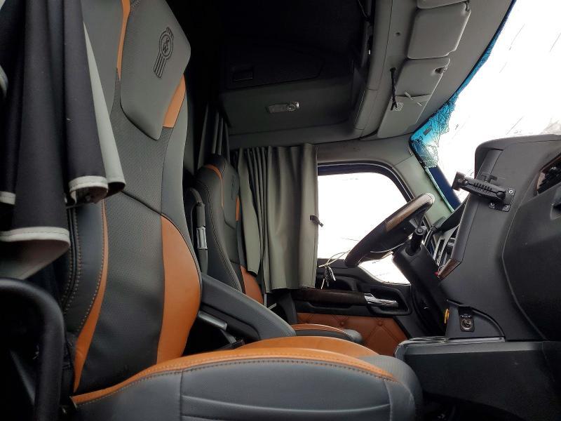 2024 Kenworth T680 Semi Truck