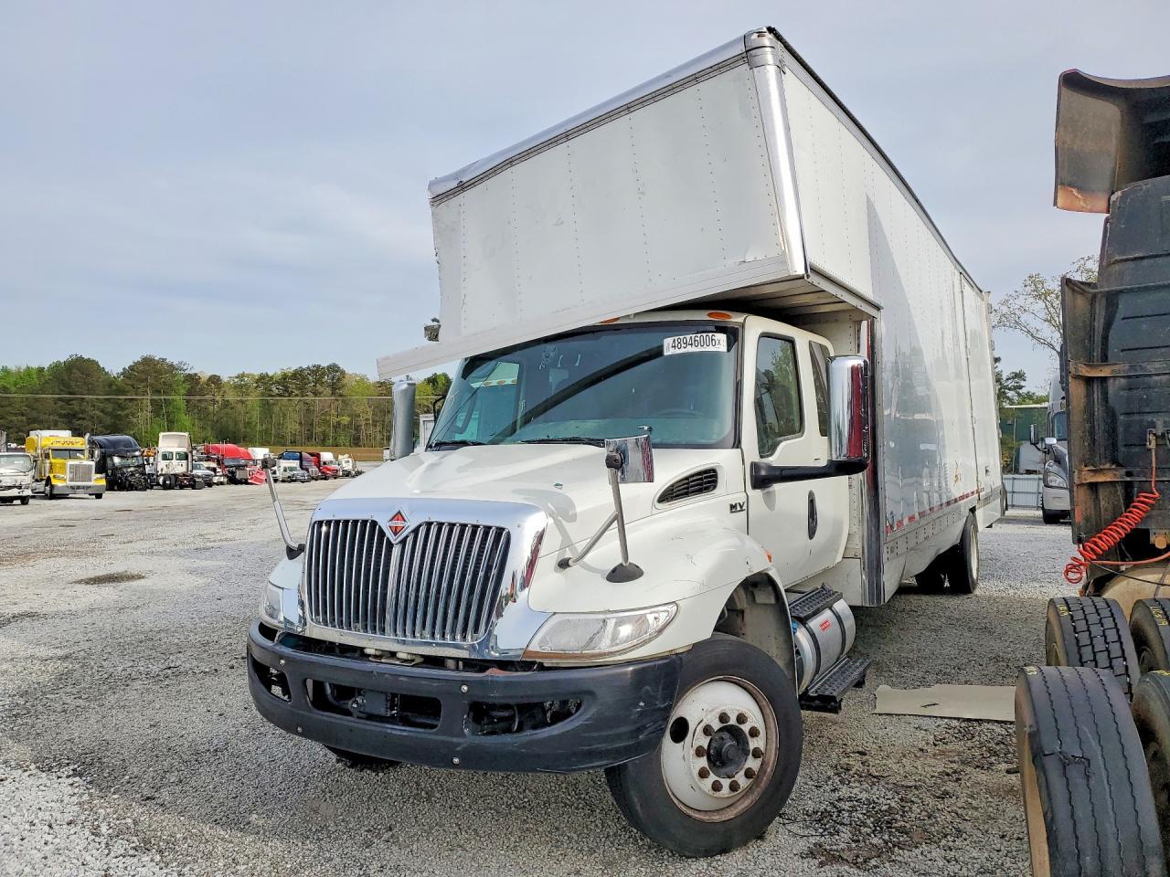 2022 International MV607 BOX Truck