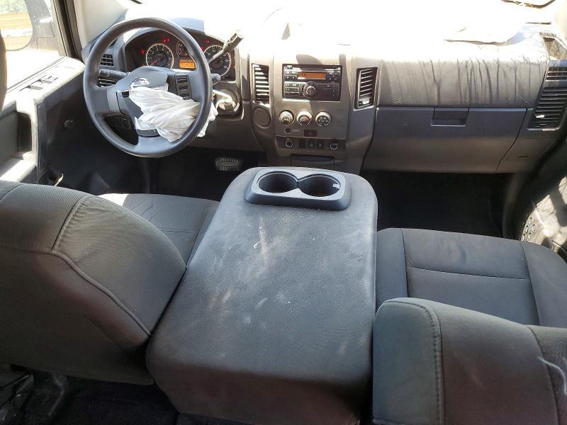 2012 Nissan Titan s