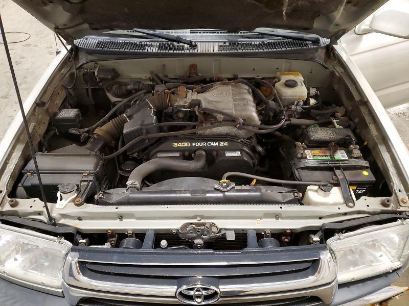 2002 Toyota 4runner SR5