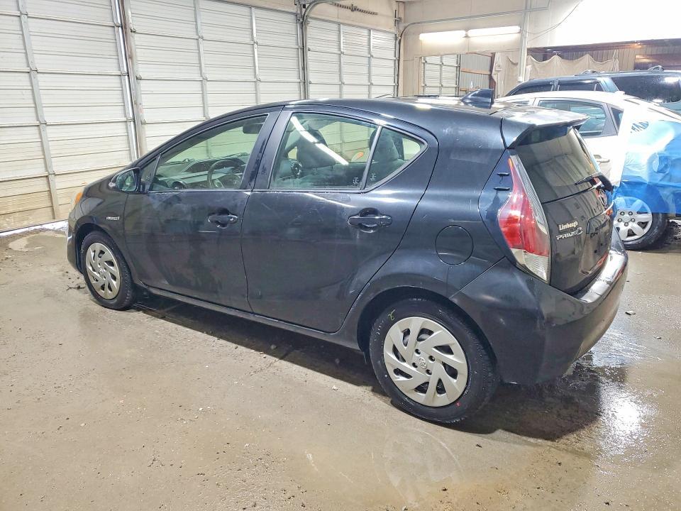 2016 Toyota Prius c two