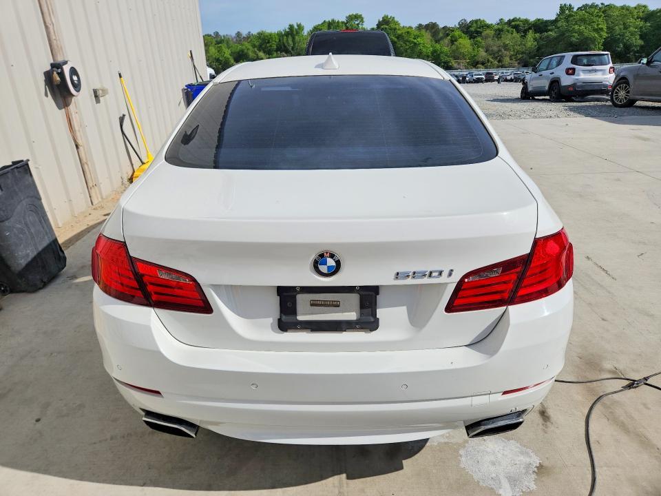 2011 BMW 550 i