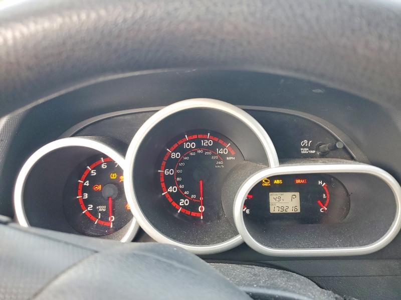 2009 Toyota Matrix s