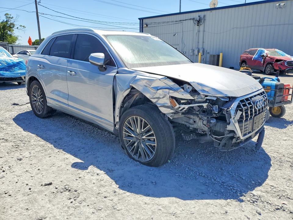 2022 Audi Q3 Premium Plus 40