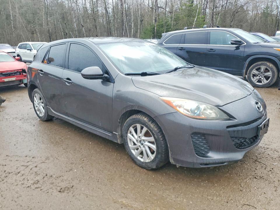 2013 Mazda 3 I