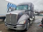 2015 Kenworth T680 Semi Truck