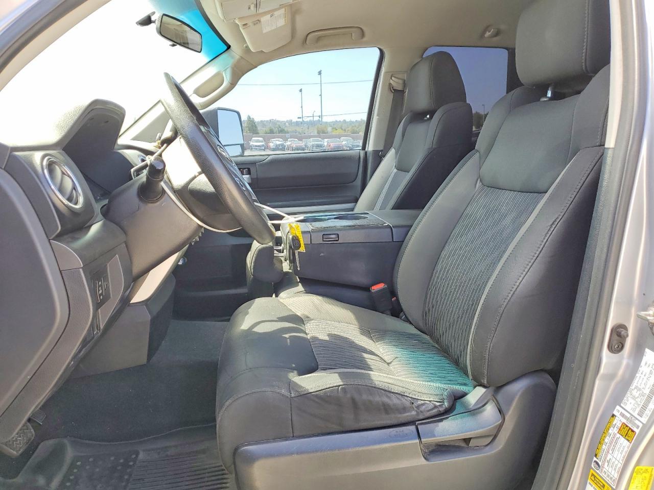 2017 Toyota Tundra SR5