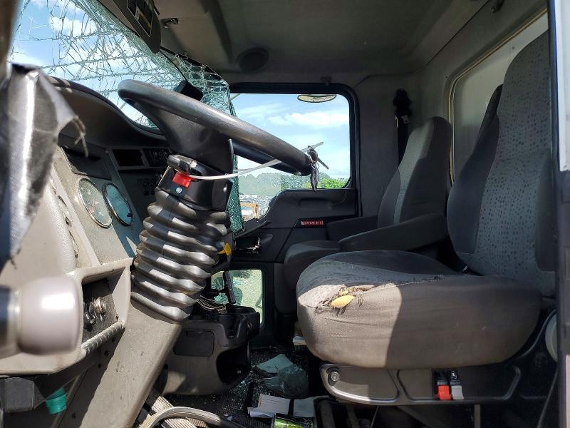 2017 Kenworth T270 box Truck