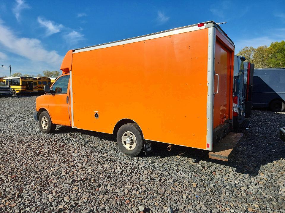 2015 Chev Express G3500