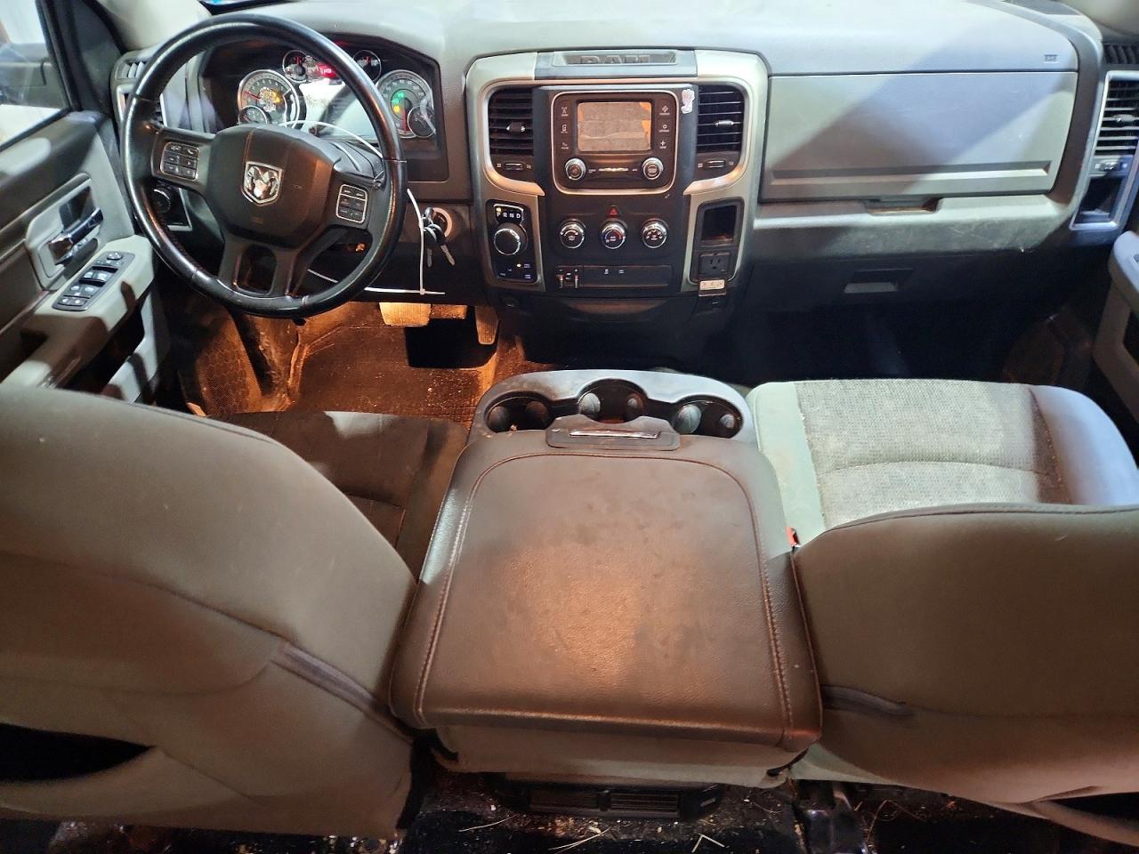 2013 Dodge RAM 1500 SLT