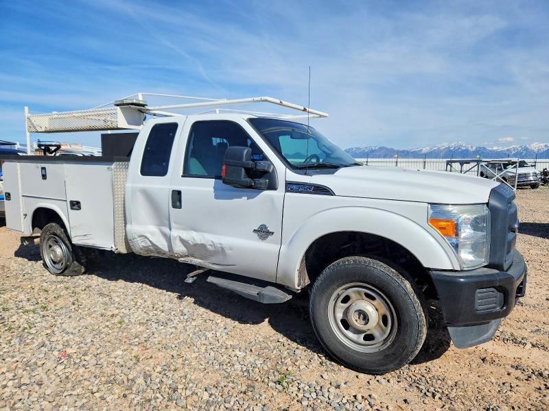 2015 Ford F350 Super Duty Utility / Service Truck