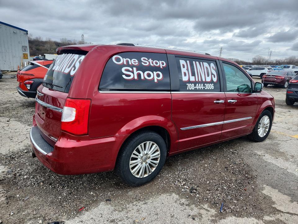 2012 Chrysler Town & Country Limited