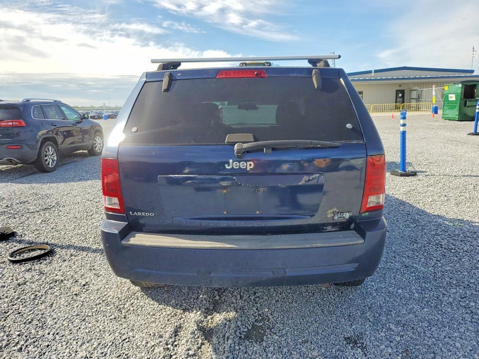 2006 Jeep Grand Cherokee Laredo