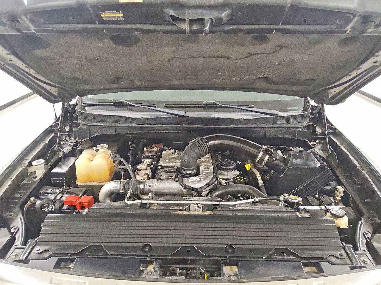 2016 Nissan Titan XD SV