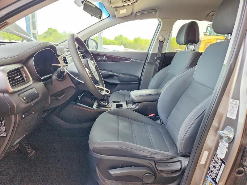 2016 KIA Sorento lx V6