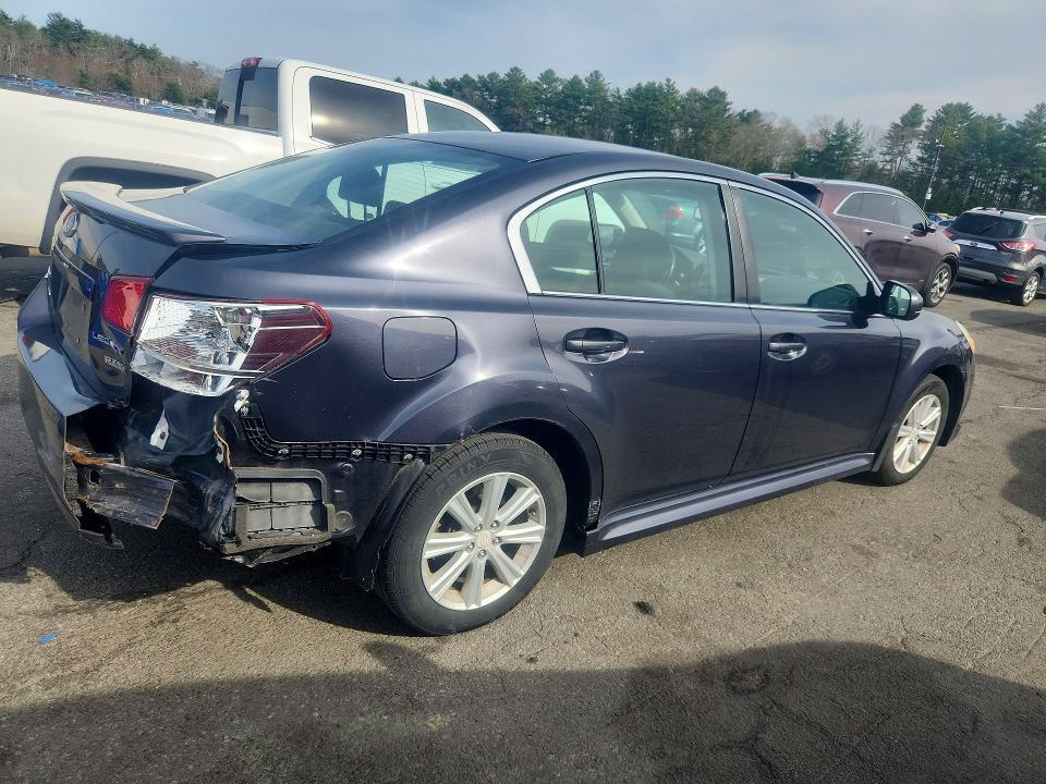 2010 Subaru Legacy 2.5i Premium