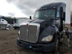 2015 Kenworth T680 Semi Truck