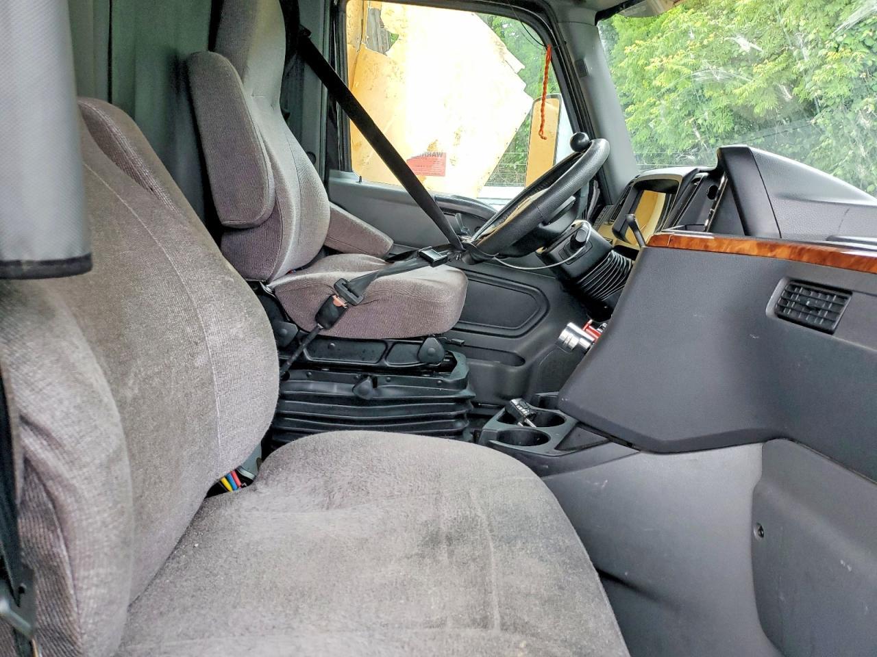 2021 International LT625 Semi Truck