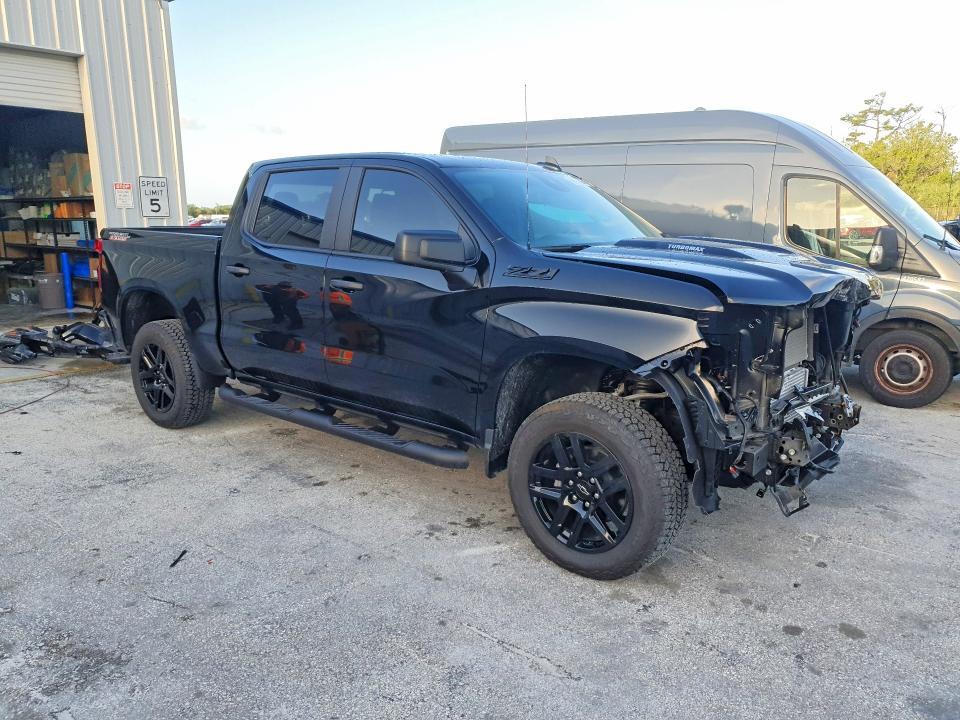 2026 Chevrolet Silverado K1500 Trail Boss Custom