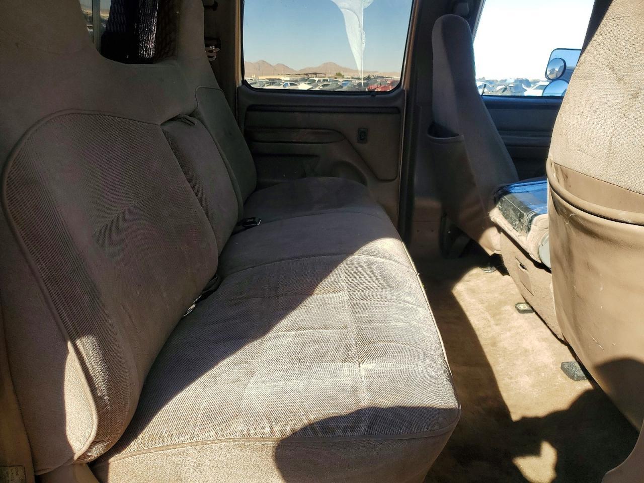 1997 Ford F350 Flatbed Truck