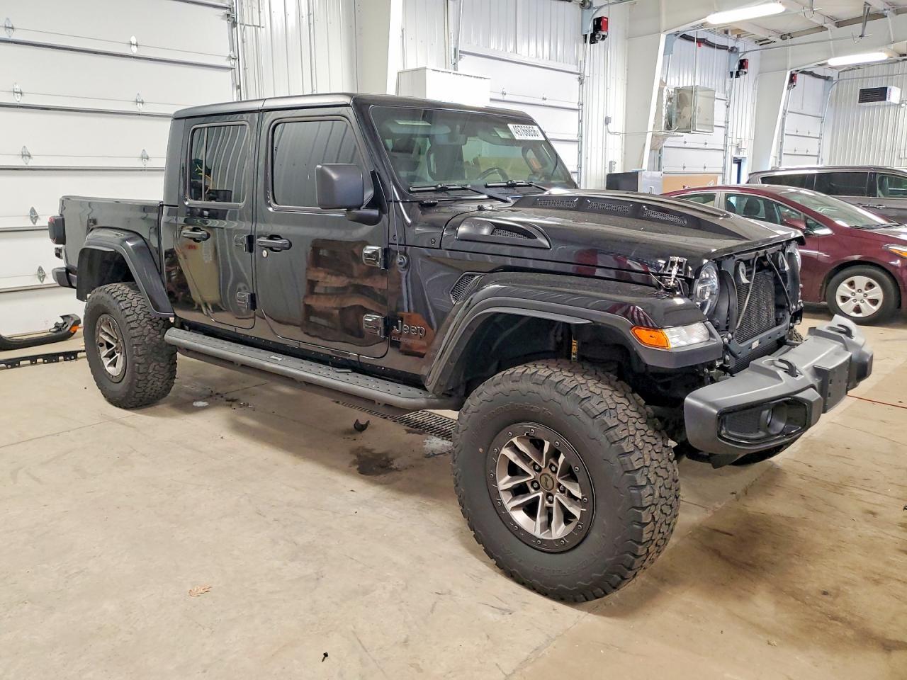 2022 Jeep Gladiator Sport