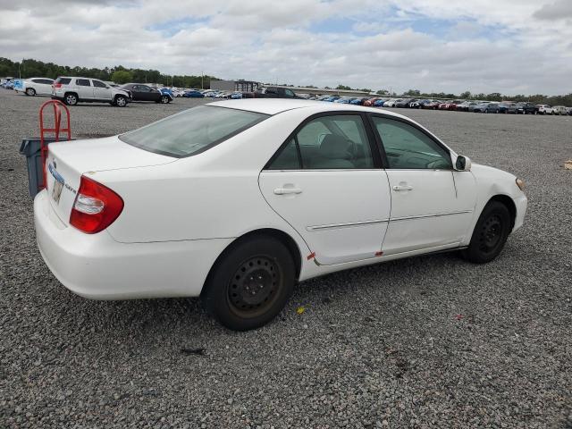 2004 Toyota Camry xle