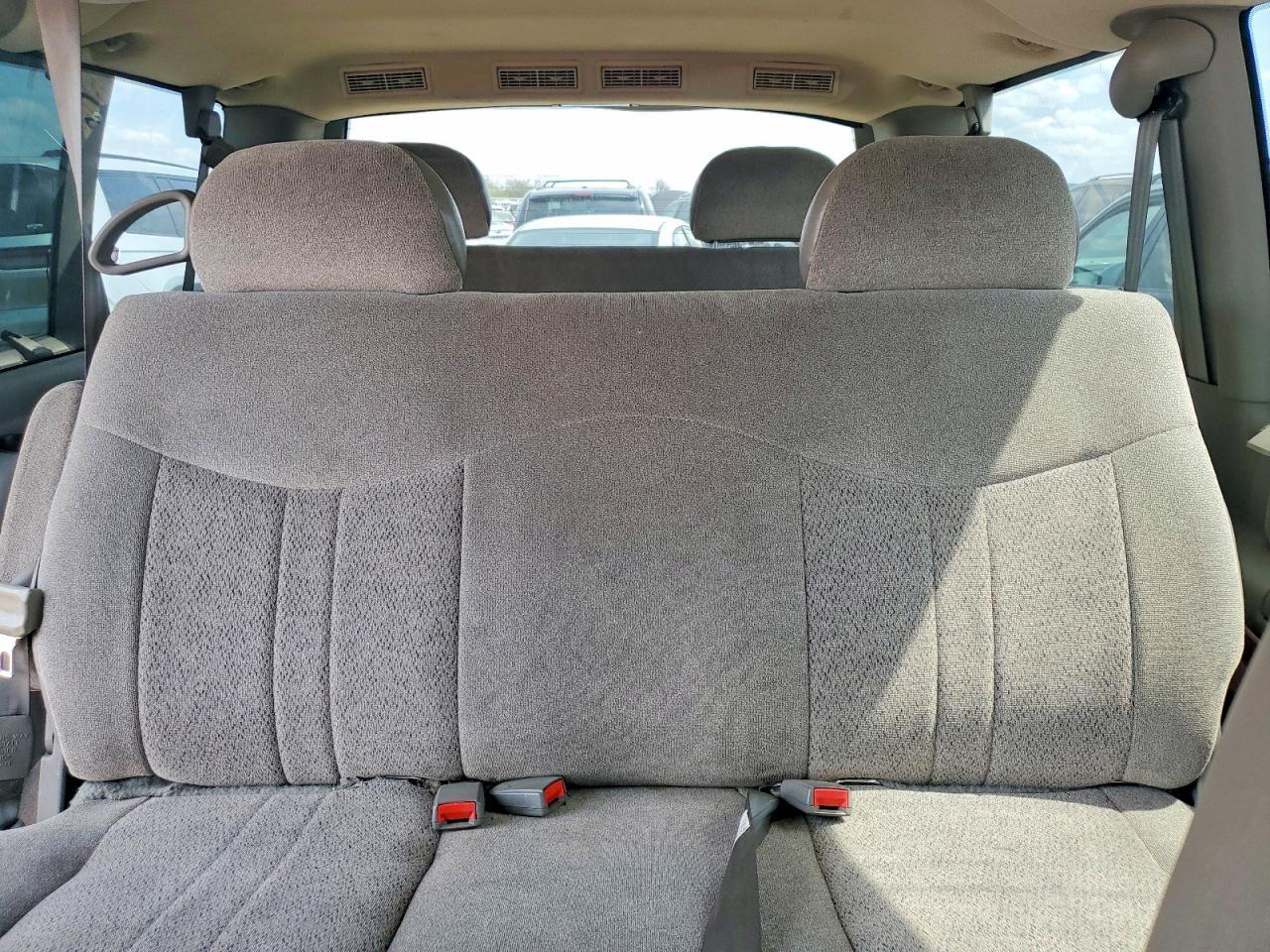 2005 GMC Safari XT