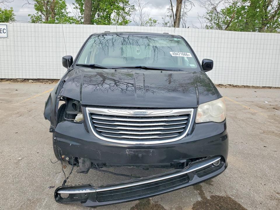 2013 Chrysler Town & Country Touring