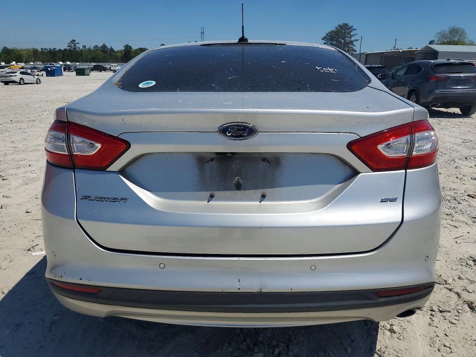 2016 Ford Fusion se